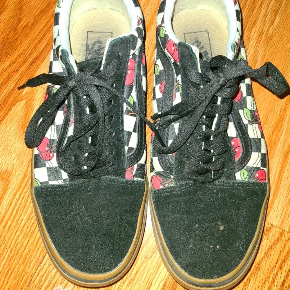 Cherry checkerboard VANS lace up womens size 8
